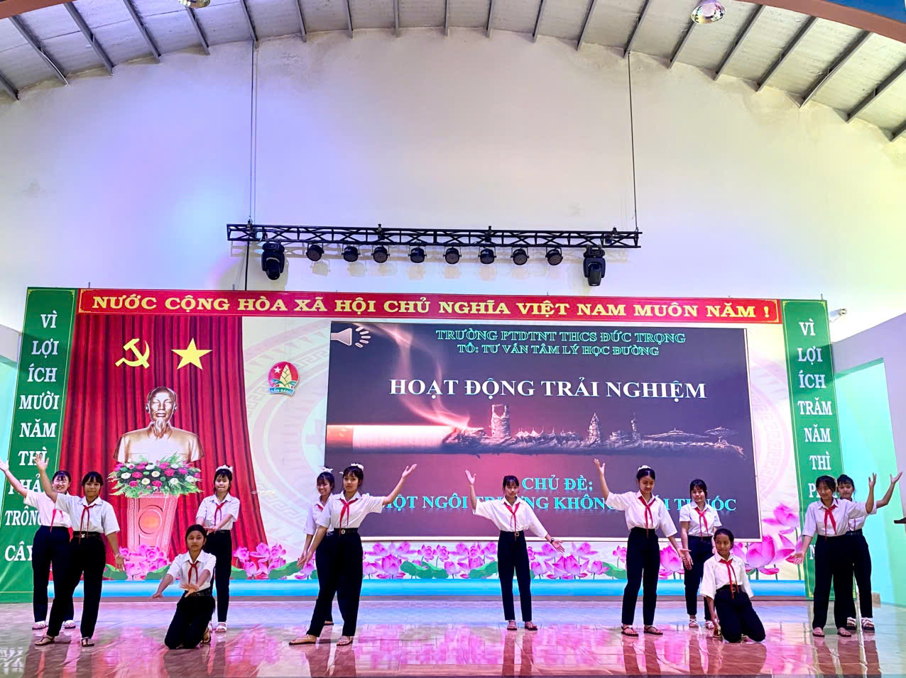 BẢN TIN HOẠT ĐỘNG TRẢI NGHIỆM