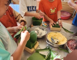 HS-goi-banh-chung-7.jpg
