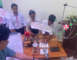 Lop-9A1-thuyet-trinh-ve-can-nang-thuy-luc.jpg